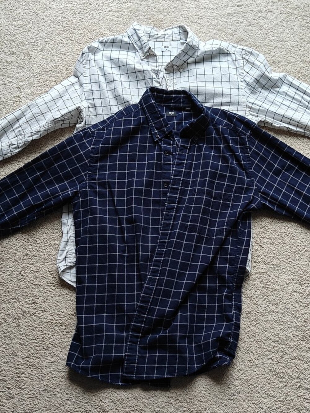 Uniqlo Men's Button Downs Size M